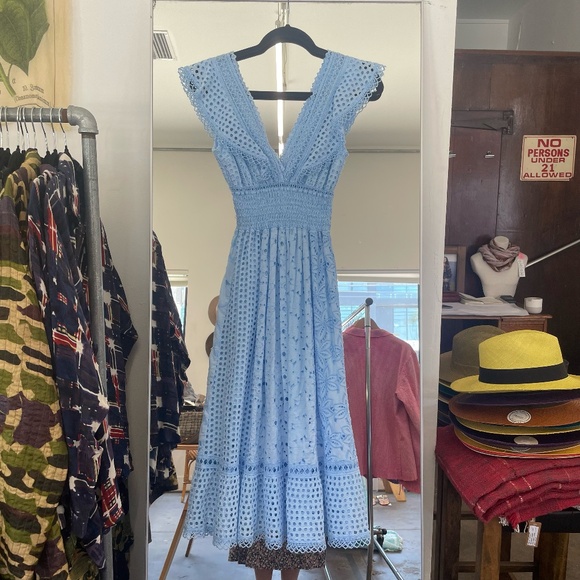 Temptation Positano Arno Midi Dress in Cielo - Picture 1 of 2